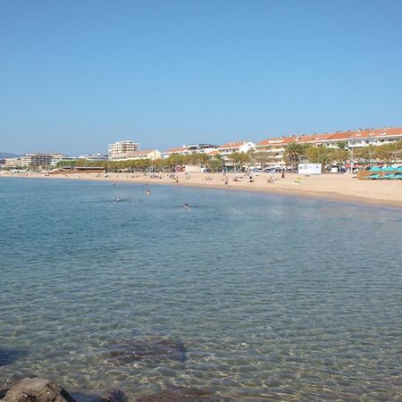 Hotel Sable Et Soleil - Port, Plage Et Jacuzzi Prive Fréjus 외부 사진
