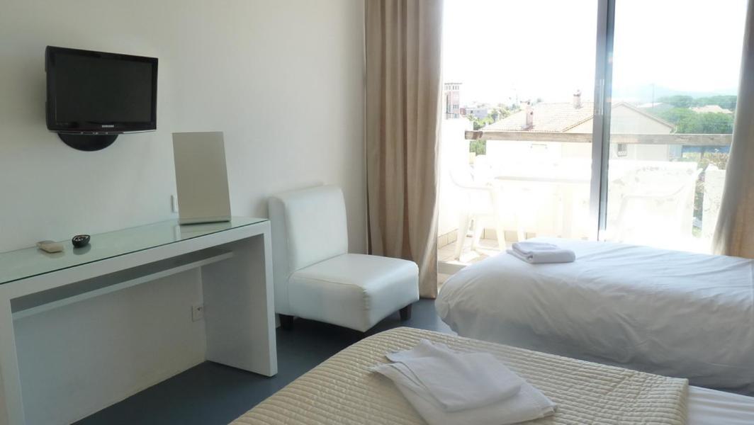 Hotel Sable Et Soleil - Port, Plage Et Jacuzzi Prive Fréjus 외부 사진