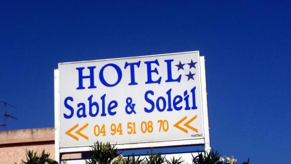 Hotel Sable Et Soleil - Port, Plage Et Jacuzzi Prive Fréjus 외부 사진