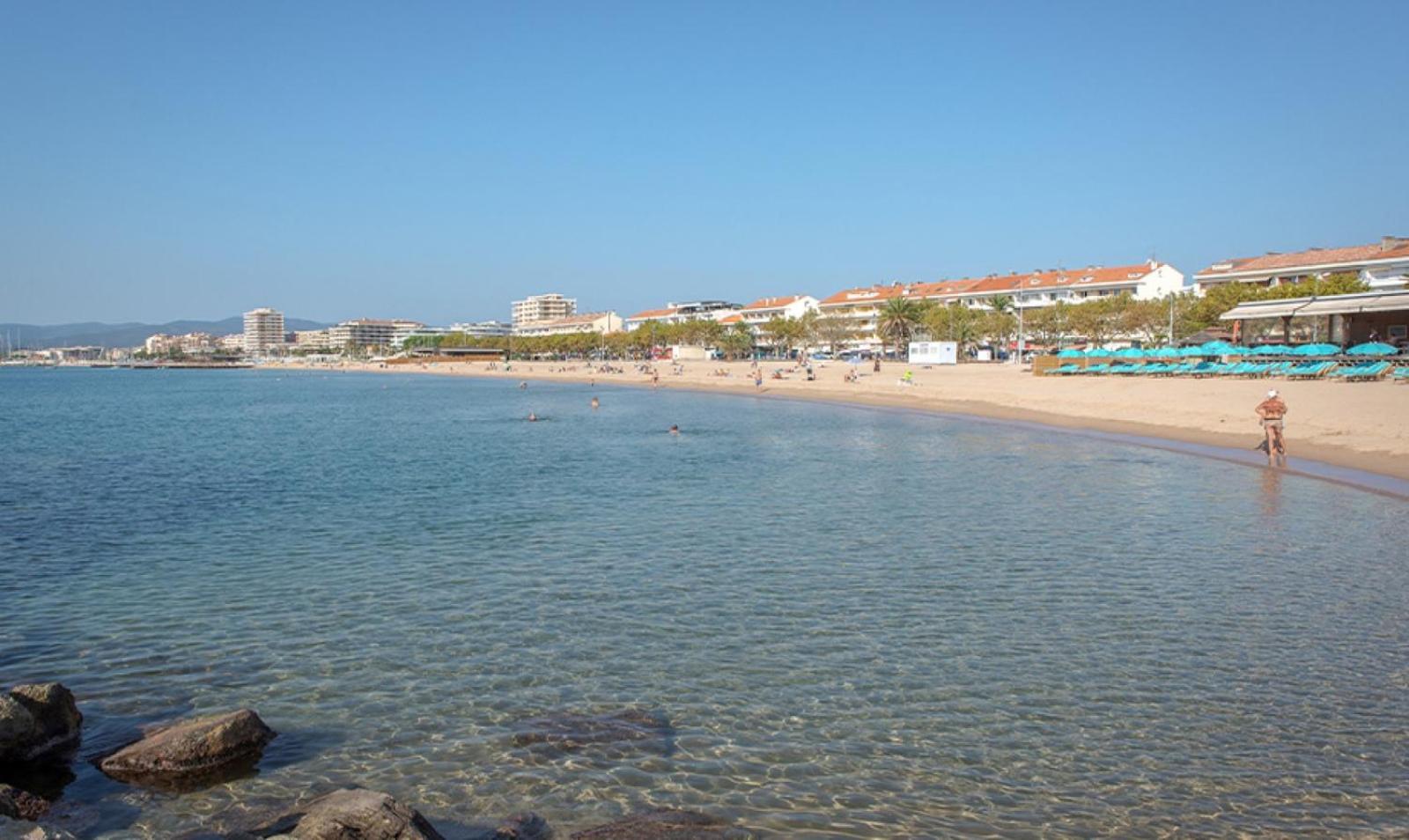 Hotel Sable Et Soleil - Port, Plage Et Jacuzzi Prive Fréjus 외부 사진