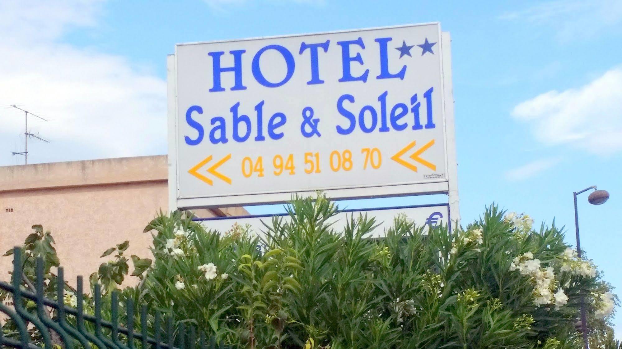 Hotel Sable Et Soleil - Port, Plage Et Jacuzzi Prive Fréjus 외부 사진