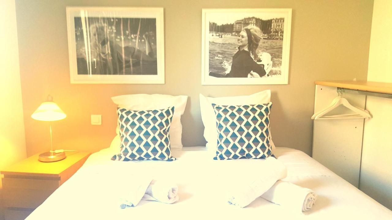 Hotel Sable Et Soleil - Port, Plage Et Jacuzzi Prive Fréjus 객실 사진